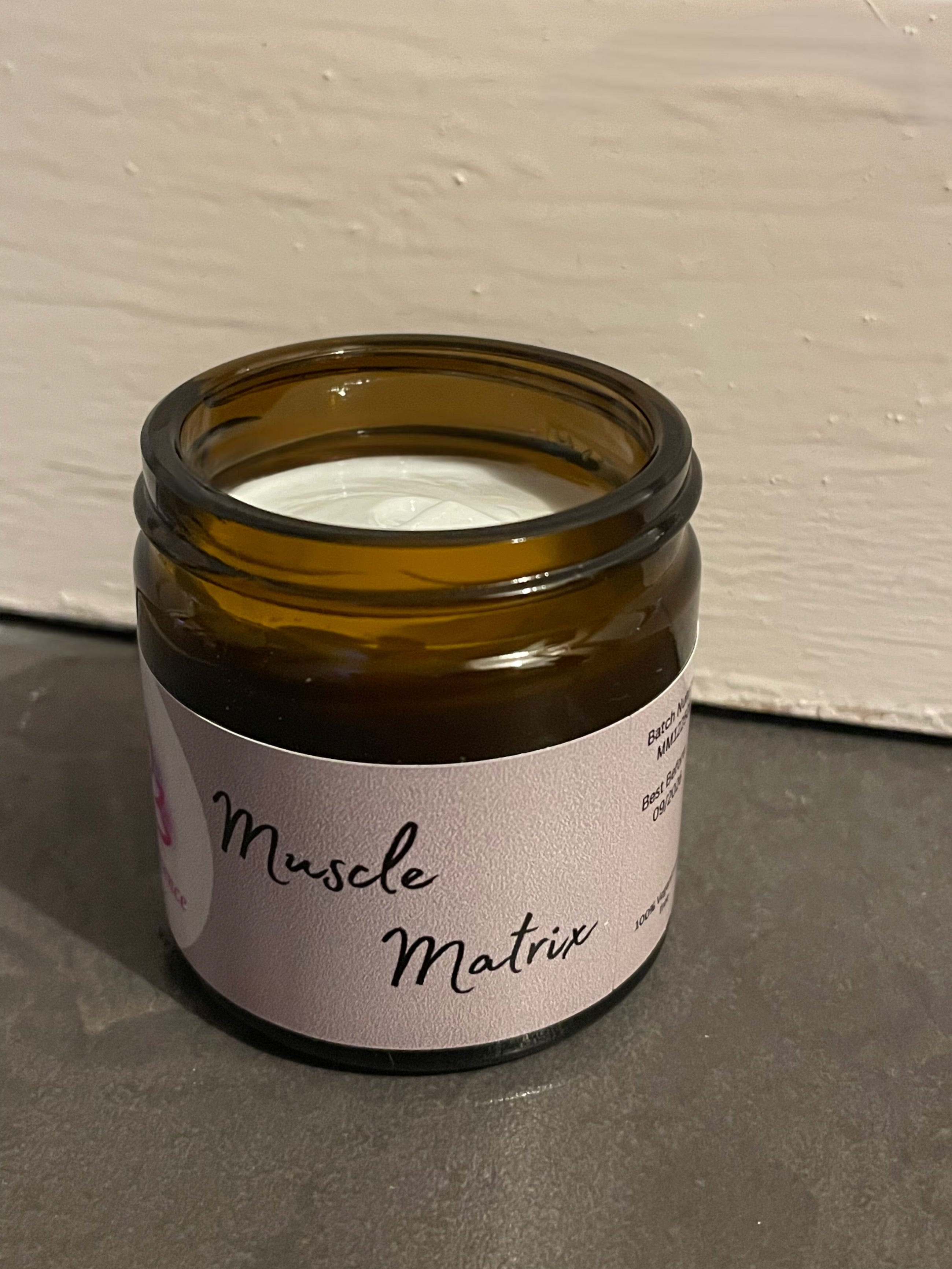 Natural muscle relief cream for sore muscles and joint pain UK